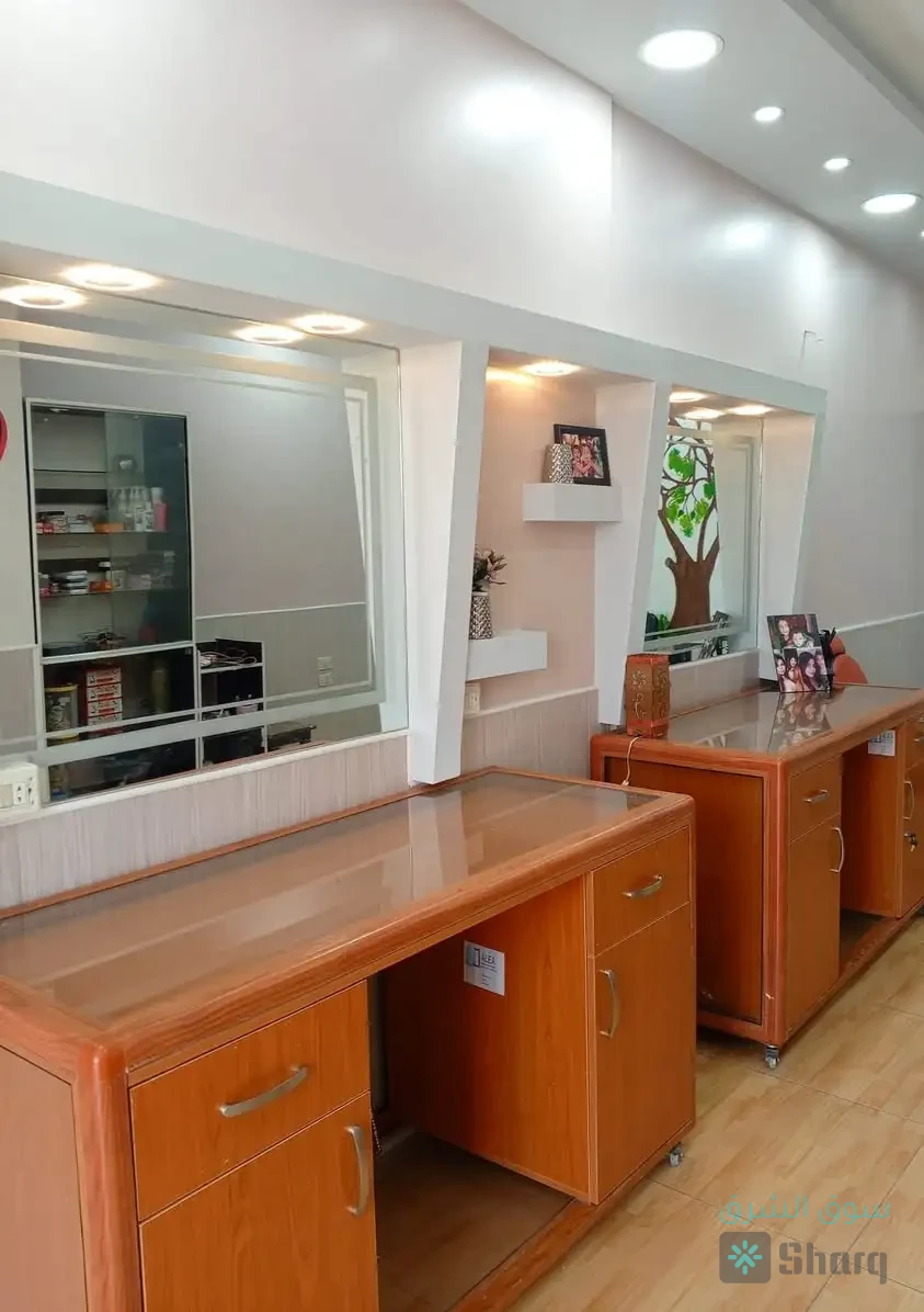 صالون حلاقة نسائي للآجار