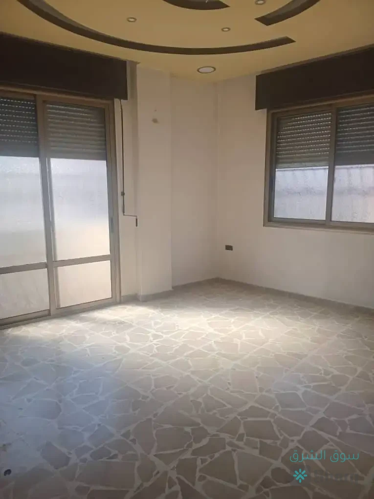 شقة سكنية للبيع — 3