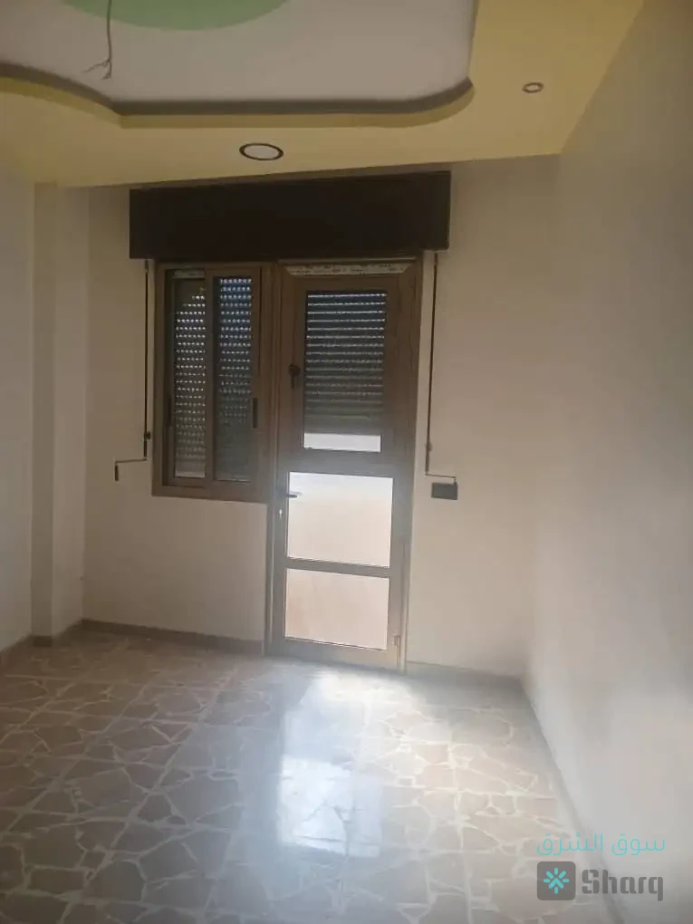 شقة سكنية للبيع — 4