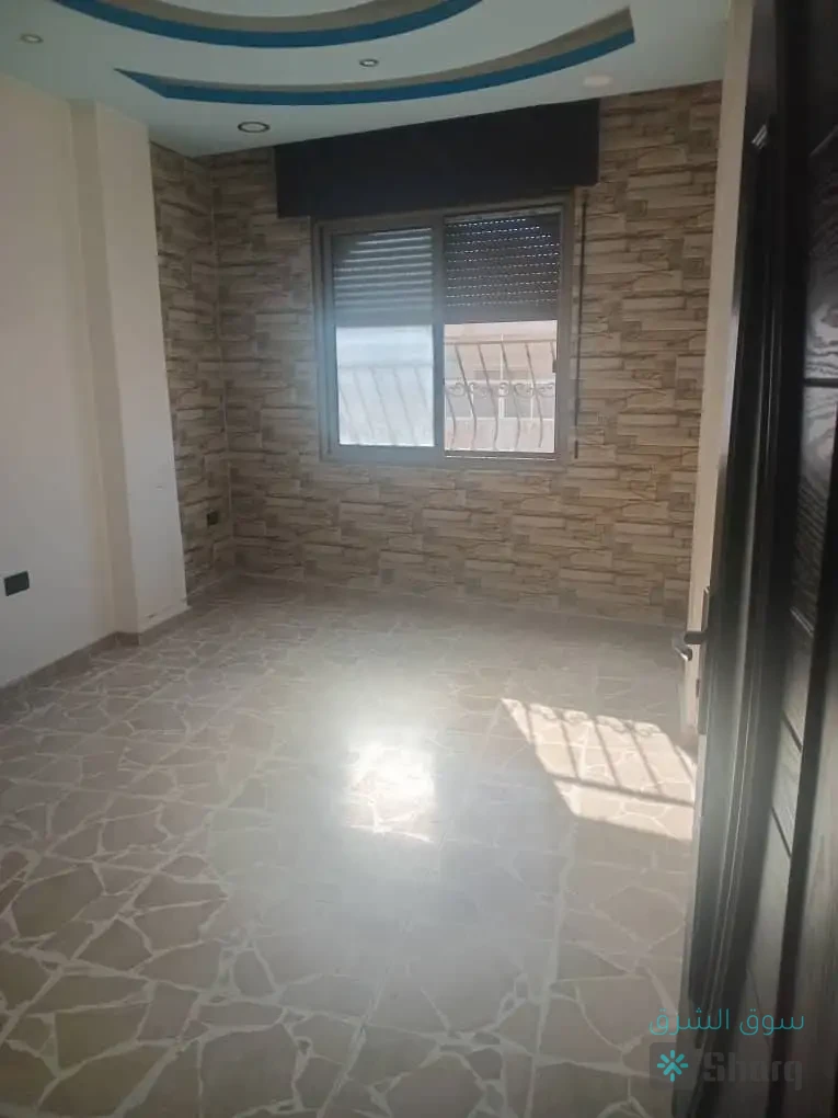 شقة سكنية للبيع — 10