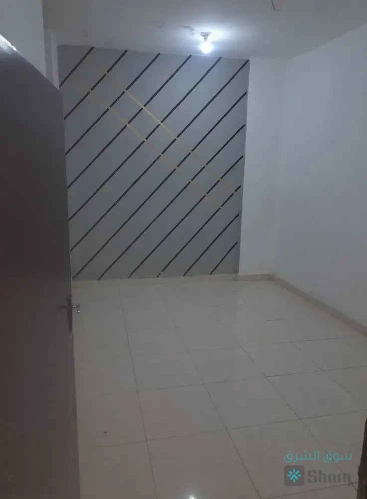 قبو للإيجار — 2