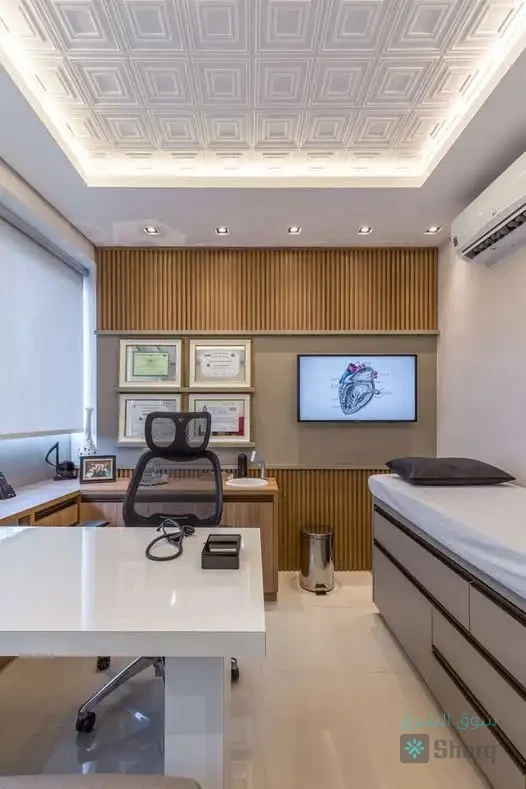 للإيجار عيادة