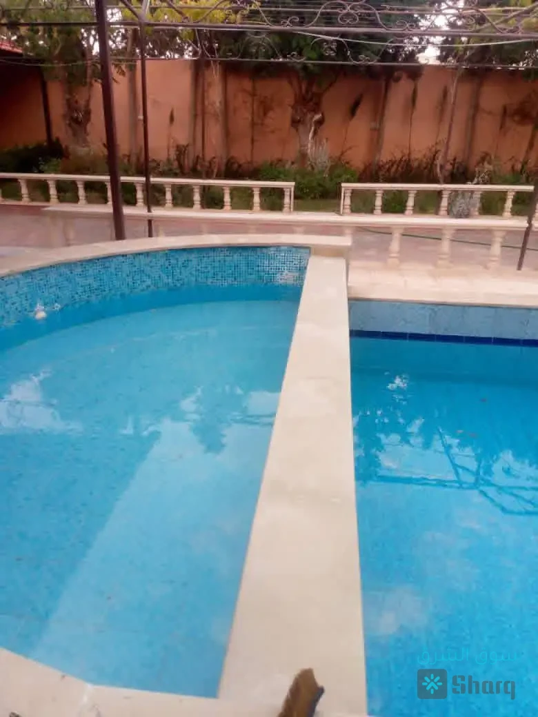 للبيع مزرعة