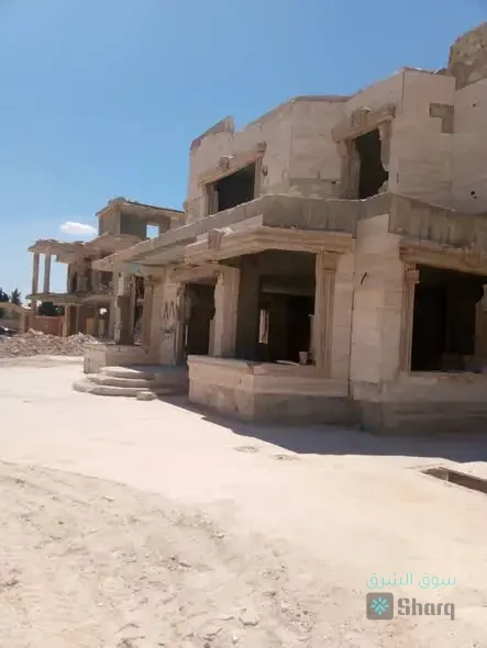 للبيع مزرعة