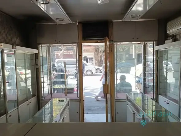 محل تجاري للبيع — 2