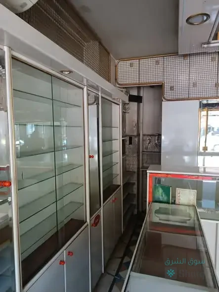 محل تجاري للبيع — 5