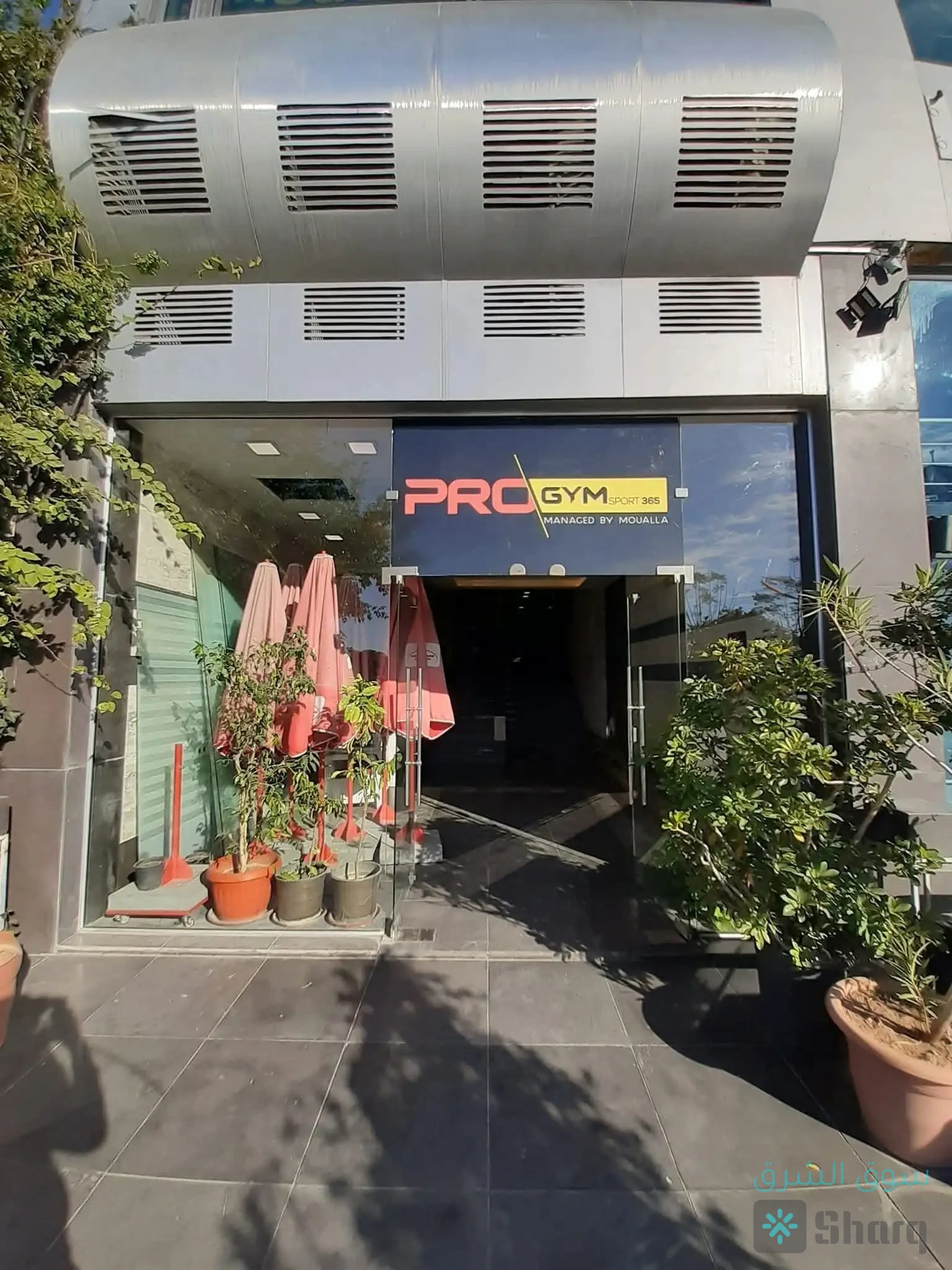 #للبيع ..#مكتب_تجاري..#ويصلح_للسكن_ — 9