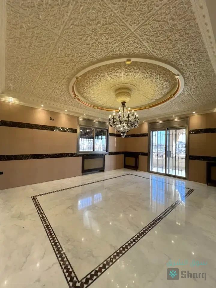 للبيع شقة سكنية — 5