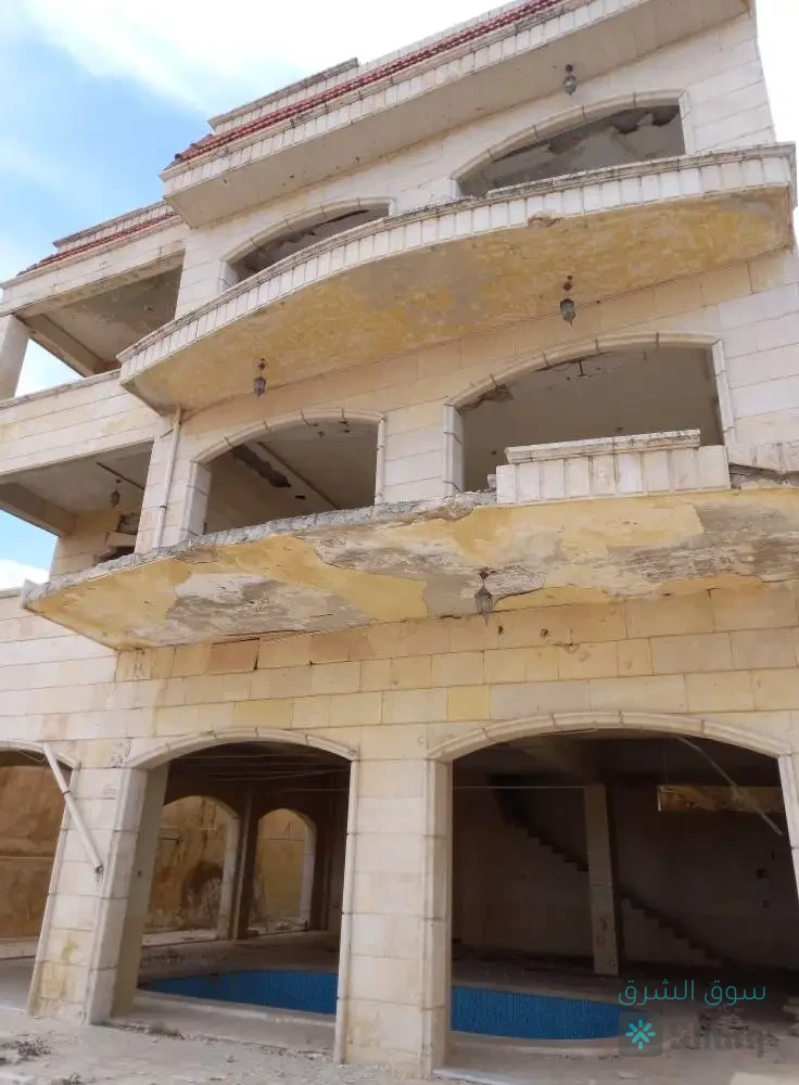 فيلا للبيع — 5